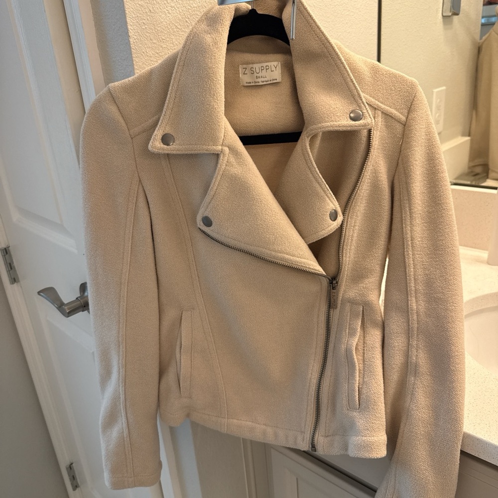 Z Supply Women's Tan Teddy Jacket